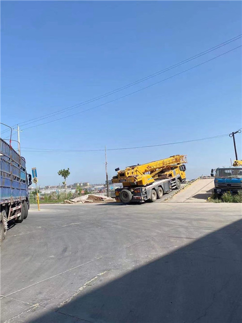 沭阳县25吨吊车的租赁价格大概是多少？